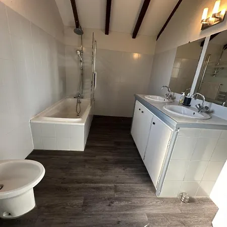 Paloumat Holiday home Larbey