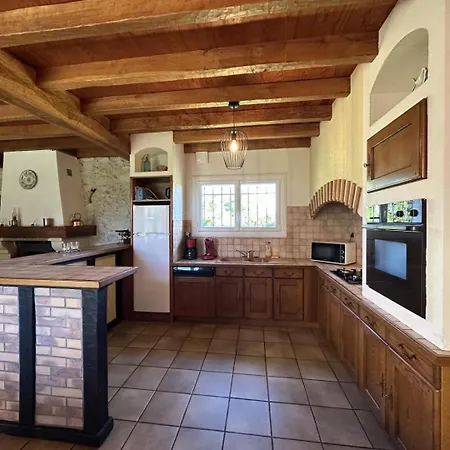Paloumat Holiday home Larbey